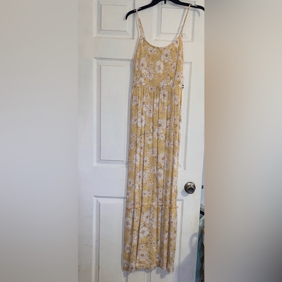 SO Yellow White Floral Smocked Bodice Tiered Maxi Sun Dress NWT - Picture 3 of 14